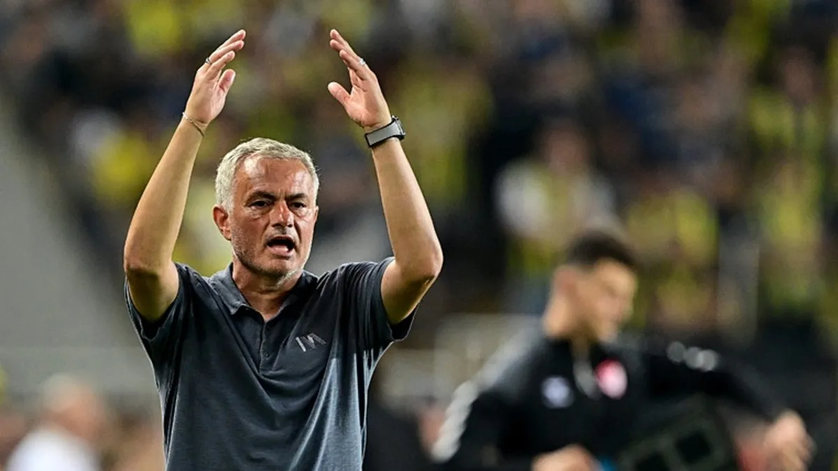 FENERBAHÇE HABERLERİ: Mourinho’dan Kent’e; “Git bir yerde oyna”